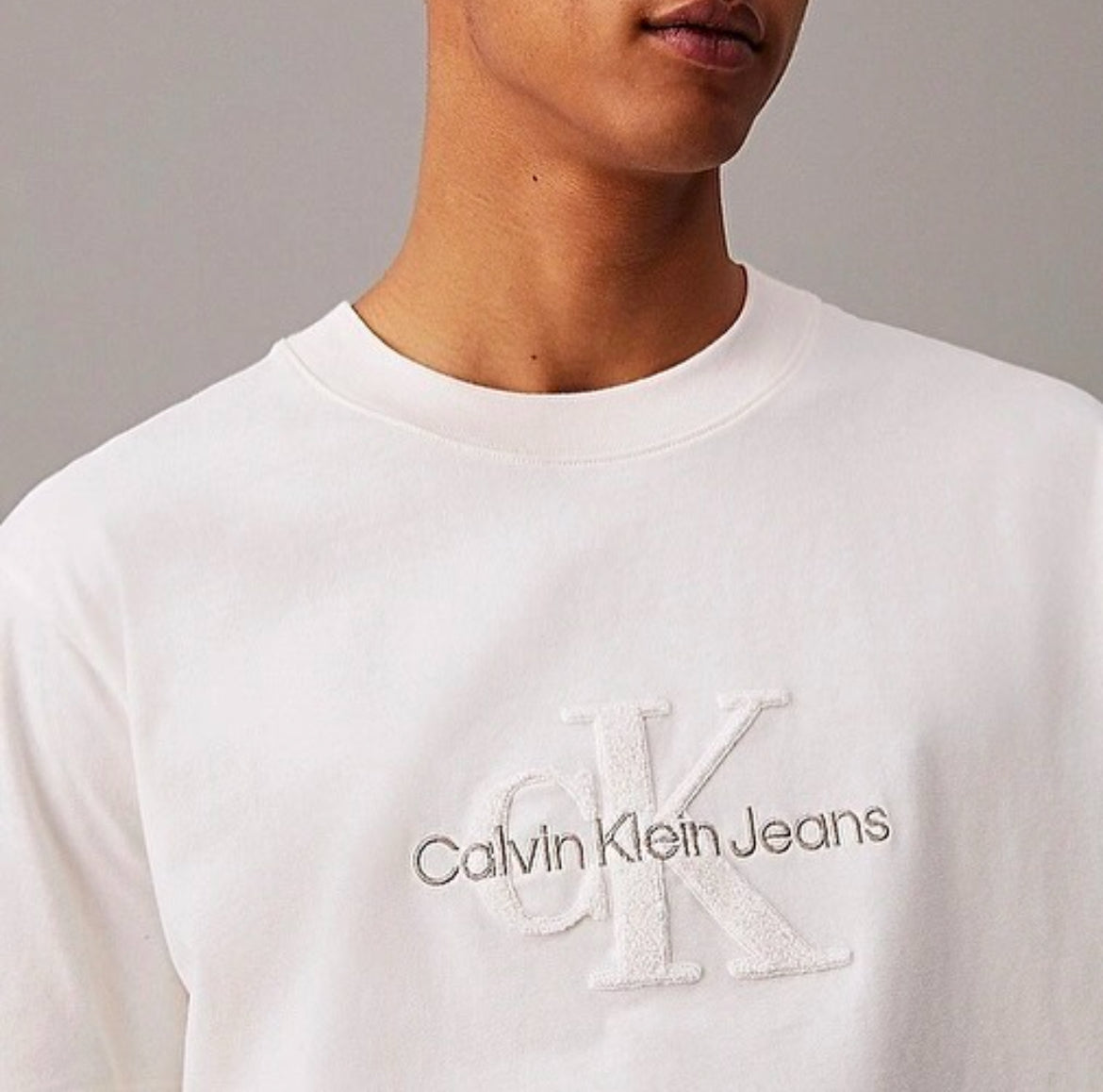 Calvin Klein Uzun Kollu Beyaz Sweat